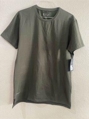 BYLT split hem lux tee shirt forest green mens large